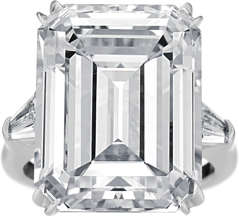 85370%20Iconic%20Winston%20emerald-cut%20diamond%20ring_Press%20resolution.psd